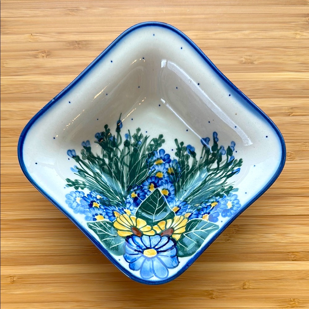Boleslawiec Polish Pottery Wildflower 5” Square Wavy Edge Bowl Dish UNIKAT
